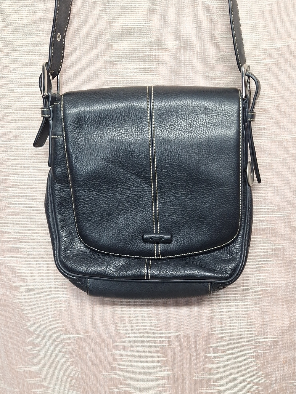 The Sak Black Leather Crossbody with Contrast Stitching